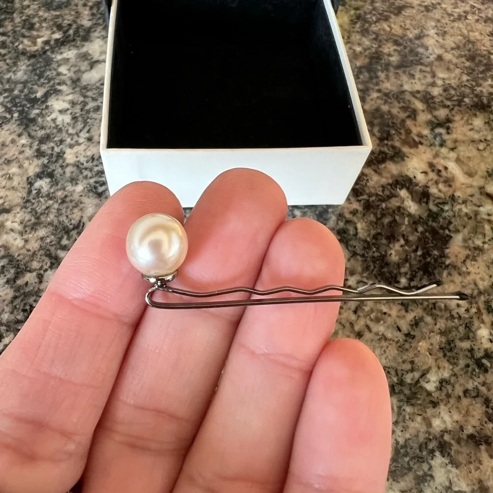 Chanel Pearl Bobby Pin